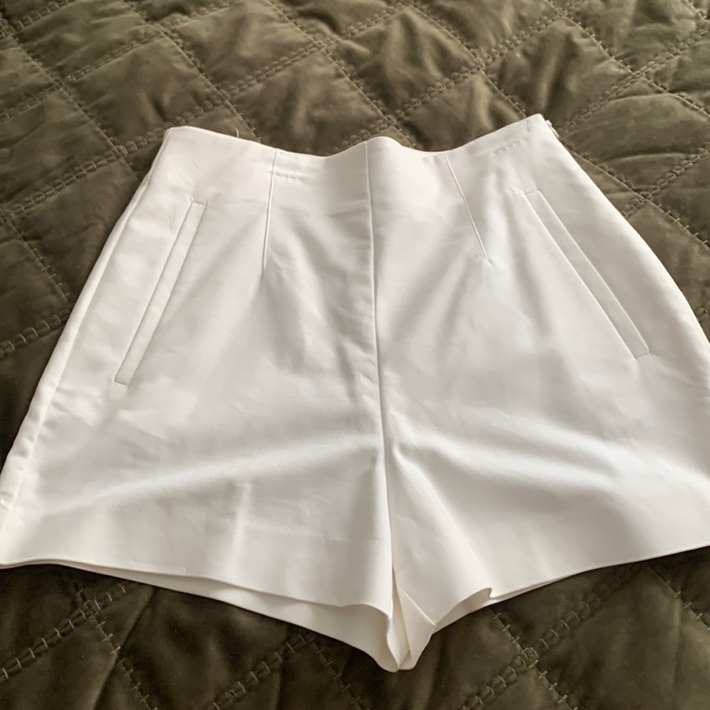 NEVER worn, white Zara short